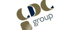 logotyp_fil_export2019_0007_cdc_group_logo_stående_cmyk